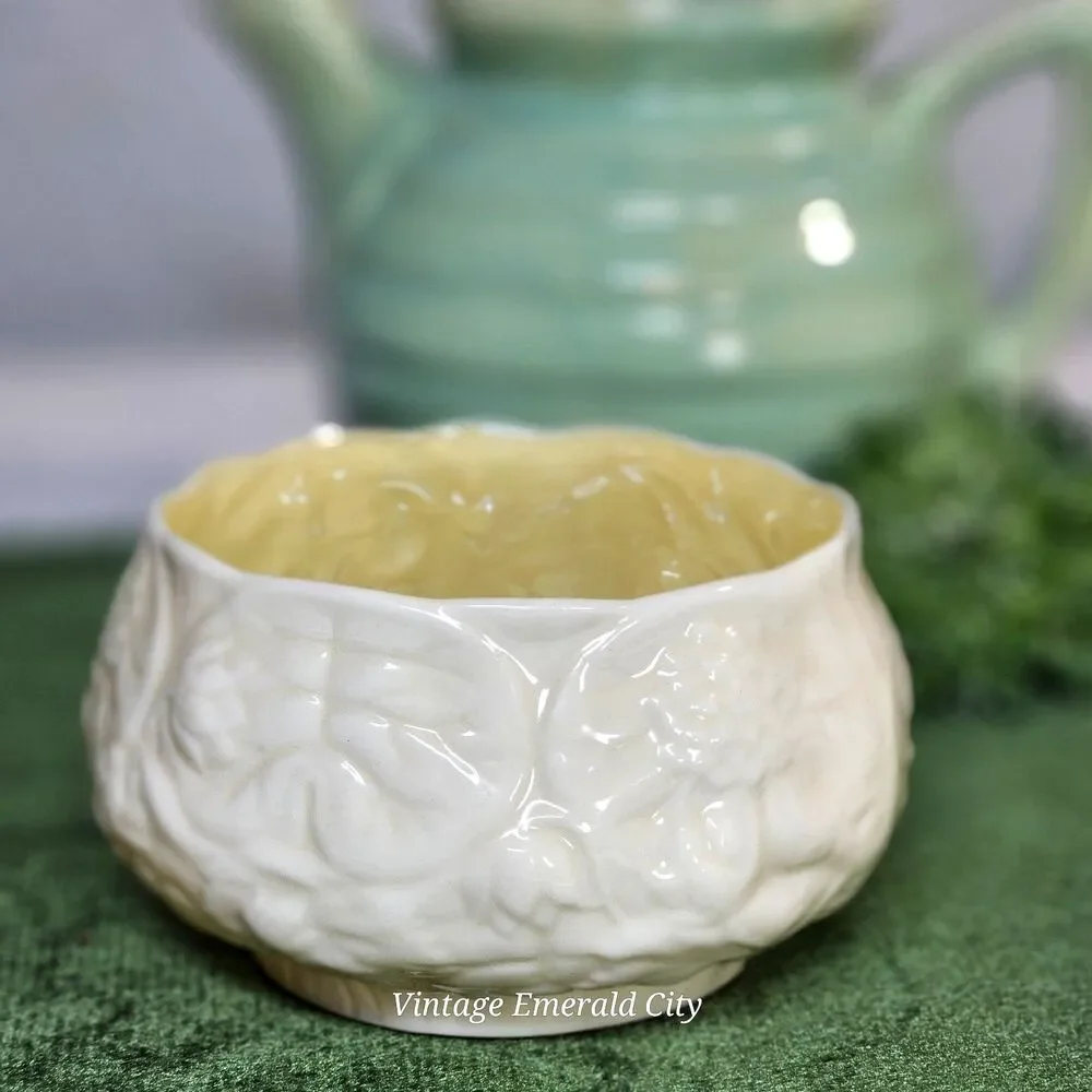 Vtg Belleek Lotus Open Sugar Bowl Yellow Interior 3rd Mark 1926-1946 Ireland